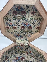 علبة خشبية فاخرة مطعم بالصدف