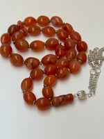 سبحة من حجر العقيق اليماني عدد الخرز 33