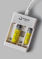 شاحن البطاريات الذكي بـ 4 قنوات مستقلة شاحن بطاريا...