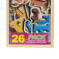 حروف إنجليزية خشبية