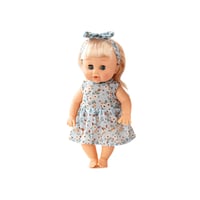 دمية رضيع مع إكسسوارات