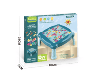 طاولة ألعاب تعليمية للأطفال