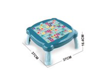 طاولة ألعاب تعليمية للأطفال