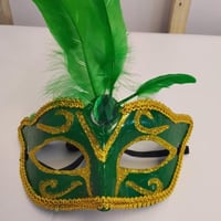 قناع ريش روز جولد