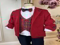 بدلة ولادي كاروهات احمر