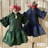 فستان ساتان كحلي