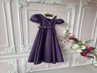 فستان طويل للعمر المحير