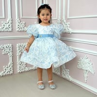 كاندي سماوي مع شنطة وفيونكة كبيرة بروش واكسسوار ال...