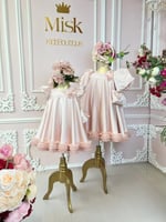 وردي كلوش+شنطة وطوق للمقاسات الكبيرة فقط