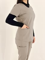 بلوزة سكراب طبي نسائي | LAB MED®