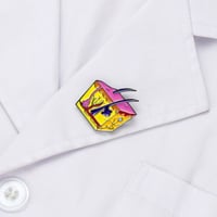 بروش البوصيلة S230| Medical brooch