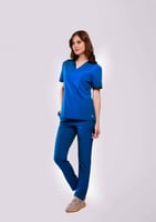 بلوزة سكراب طبي نسائي ماركة ماست وير .