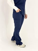 بنطلون سكراب طبي نسائي ماركة لاب ميد®