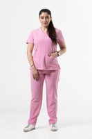 طقم سكراب نسائي باللون الوردي