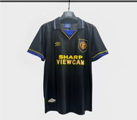 تيشيرت مانشستر يونايتد الاساسي الكلاسيك 1994-1995