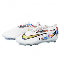 جزمة كرة قدم Nike