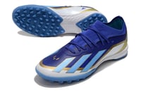 جزمة كرة قدم ADIDAS