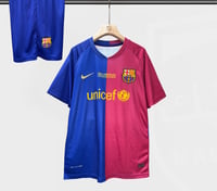 طقم برشلونة كلاسيك 2009