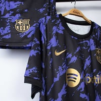 طقم برشلونة نسخة خاصة 2024