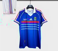 طقم فرنسا الاساسي كلاسيك 1998