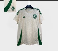طقم المنتخب الاحتياطي 2024-2025
