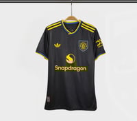 تيشيرت مانشستر يونايتد الاحتياطي فئة لاعبين 2025-2...