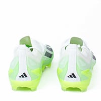 جزمة كرة قدم Adidas