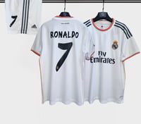 طقم ريال مدريد الأساسي 2014 نسخة كرستيانو