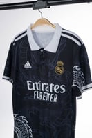 طقم ريال مدريد نسخة خاصة 2024