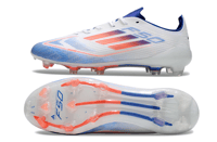 جزمة كرة قدم adidas