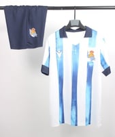 طقم ريال سوسيداد الأساسي 2023-2024