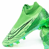 جزمة كرة قدم 11Nike