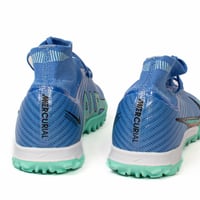 جزمة كرة قدم NIKE