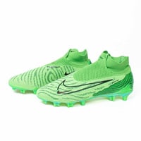 جزمة كرة قدم 11Nike