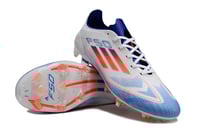 جزمة كرة قدم adidas