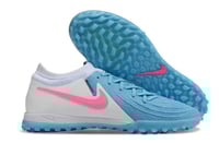 جزمة كرة قدم Nike