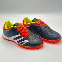 جزمة كرة قدم ولادي