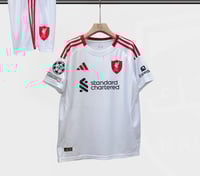 طقم ليفربول الاحتياطي 2025-2026