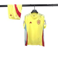 طقم اسبانيا الاحتياطي 2024-2025