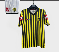 طقم النـمـور الكلاسيكي 2009