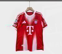 تيشيرت بايرن ميونخ الاساسي فئة لاعبين 2025-2026