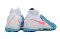 جزمة كرة قدم Nike