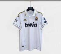 تيشيرت ريال مدريد كلاسيك 2011-2012