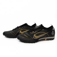 جزمة كرة قدم NIKE