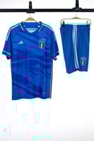 طقم ايطاليا الاساسي 2023-2024