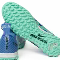 جزمة كرة قدم NIKE