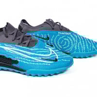 جزمة كرة قدم NIKeE