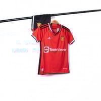 طقم مانشستر يونايتد ولادي الاحتياطي 2024