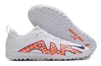 جزمة كرة قدم Nike