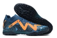 جزمة كرة قدم PUMA 1